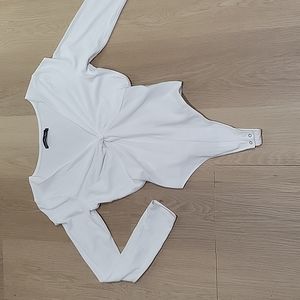 Like new twist front body suit